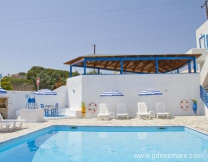 Blue Dolphin Studios &amp; Apartment, Magán szállás a községben Aegina Island, G&ouml;r&ouml;gorsz&aacute;g - Pool